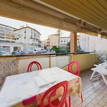 Centre Petit Juas Apartment *